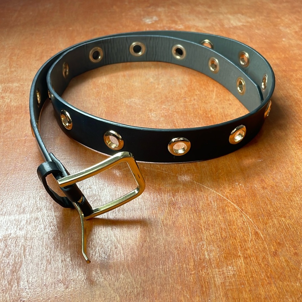 Belt with Rivets — XL